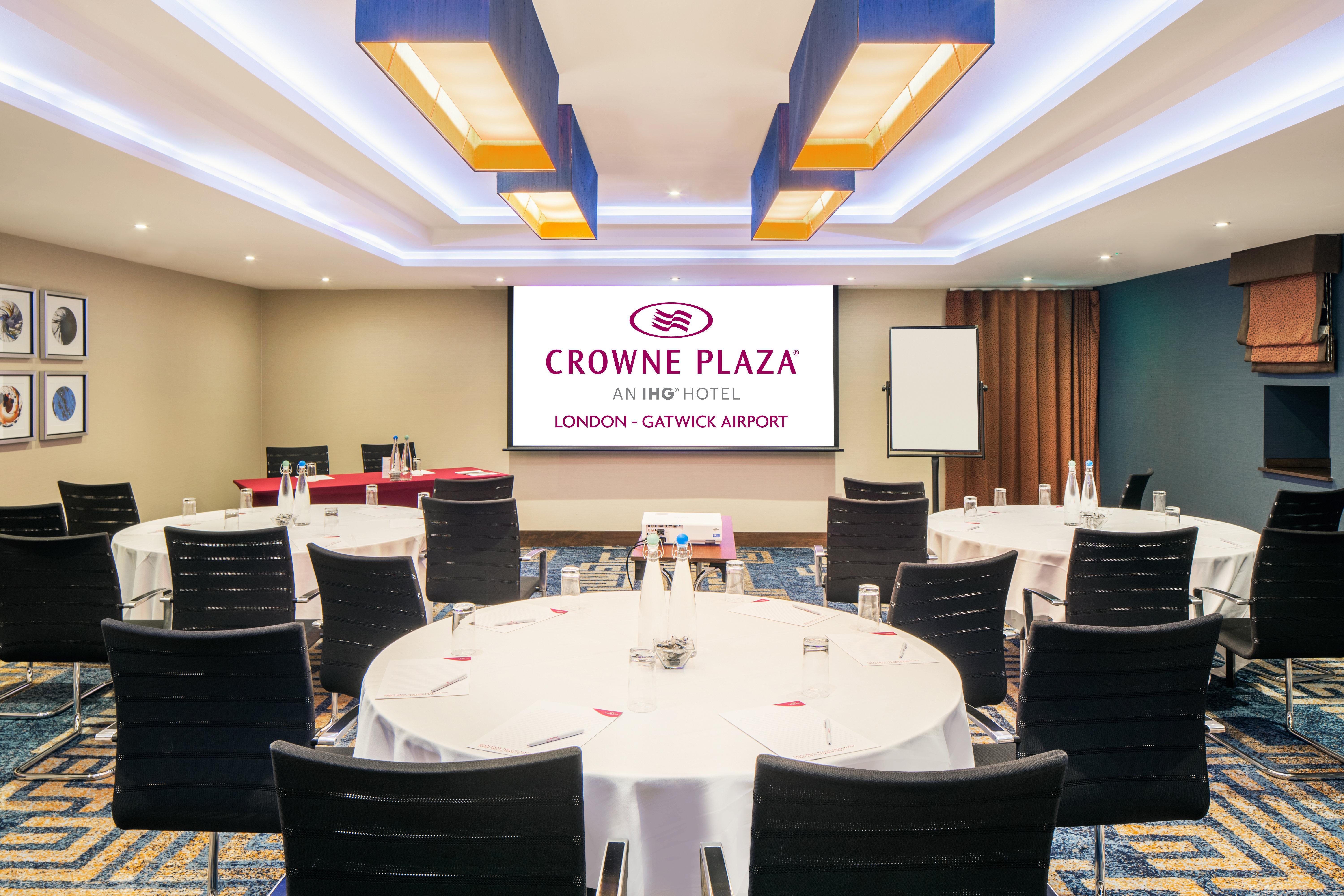 Crowne Plaza London - Gatwick Airport By Ihg Hotel Crawley  Exterior foto