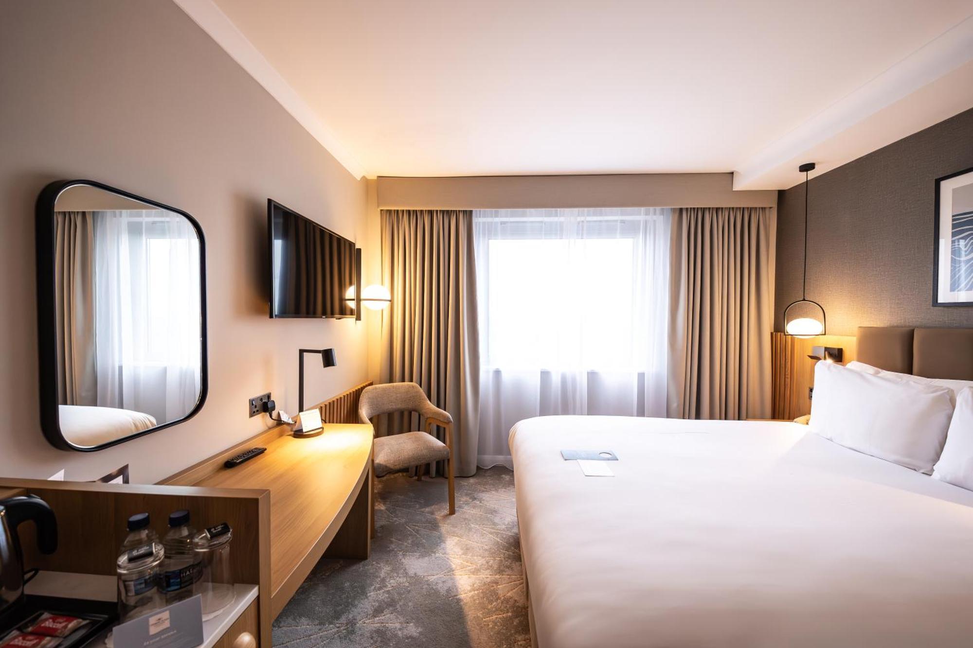 Crowne Plaza London - Gatwick Airport By Ihg Hotel Crawley  Exterior foto