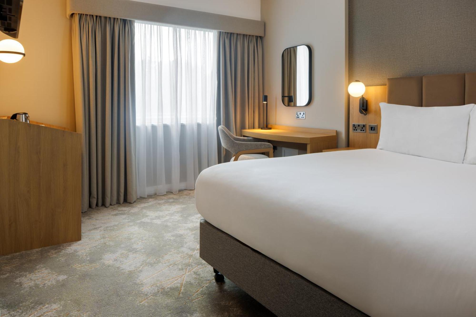 Crowne Plaza London - Gatwick Airport By Ihg Hotel Crawley  Exterior foto